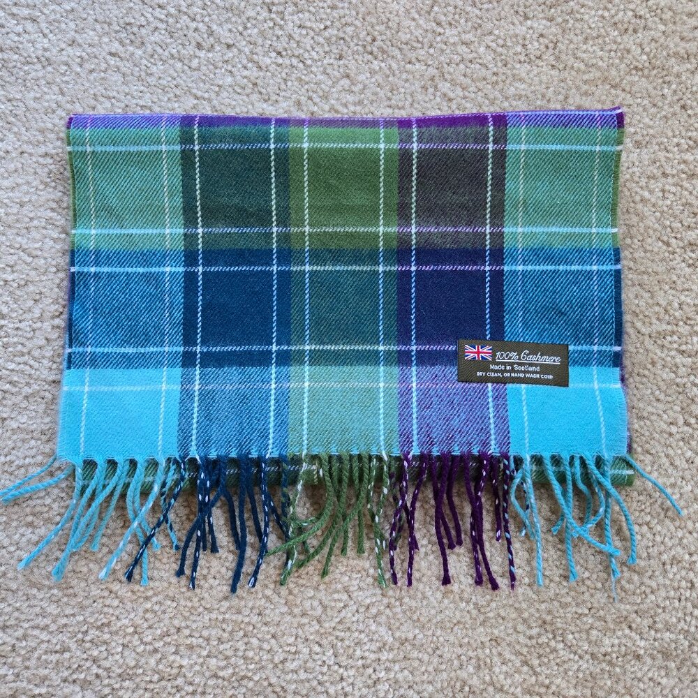 NWOT Plaid Cashmere Scarf With Fringe - Picture 1 of 6